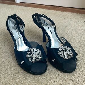 Black Nina Designer Pump Stiletto Heels with Silver Rhinestone Flower